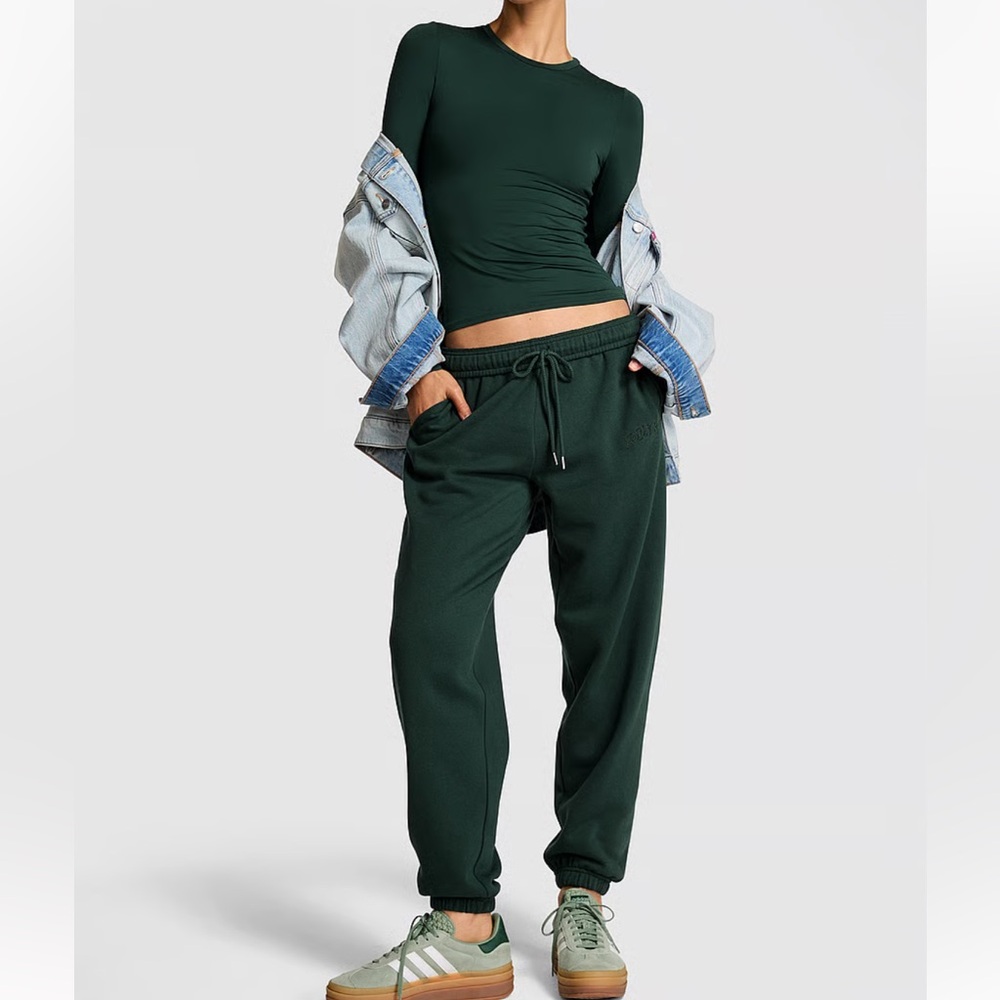 PINK Victoria's Secret Campus Fleece Sweatpants In Deep Forest Green/Aspen